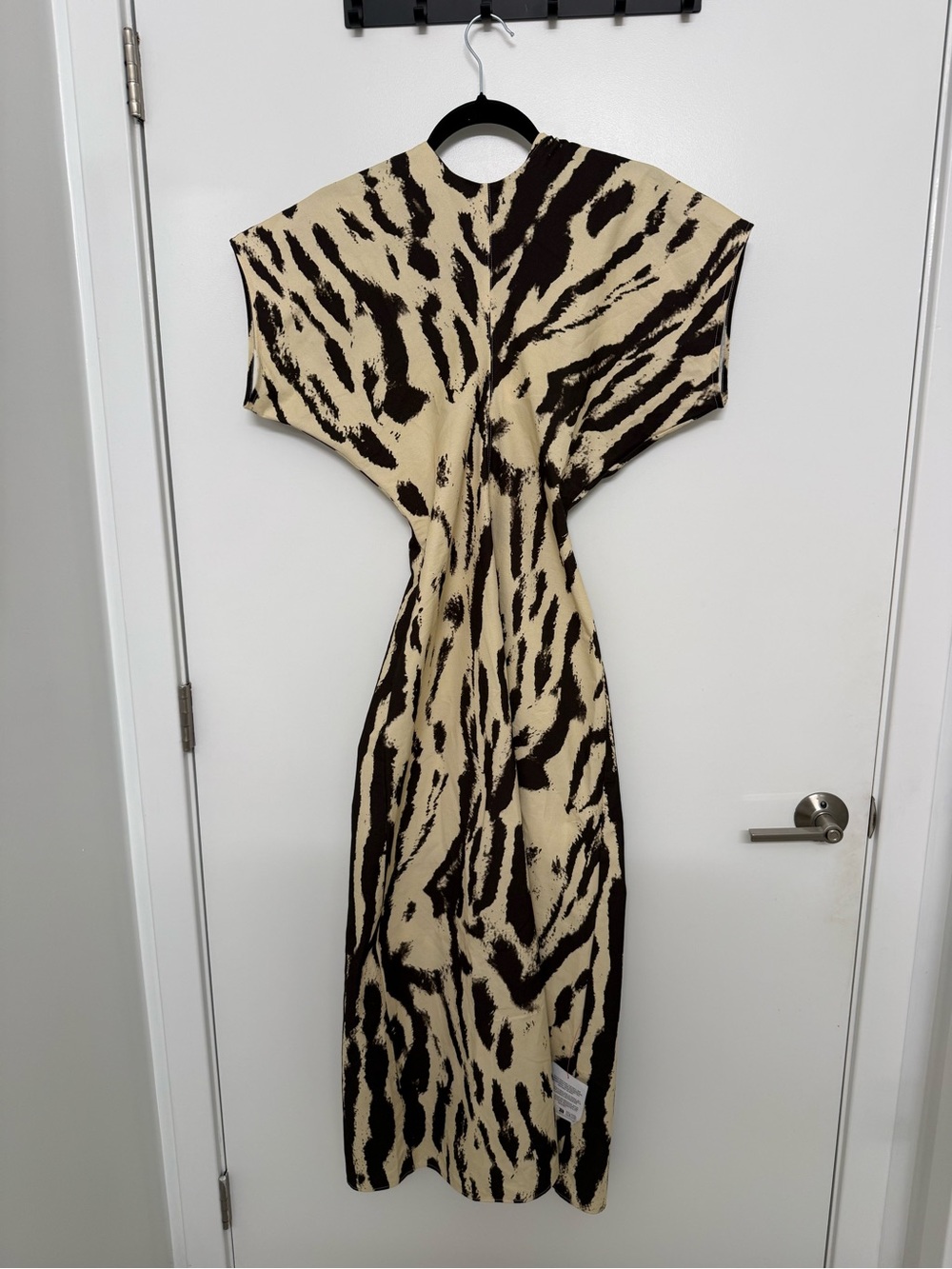 Topshop cotton twill structured drop shoulder maxi dress in mono animal print